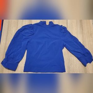 Puffy sleeves top